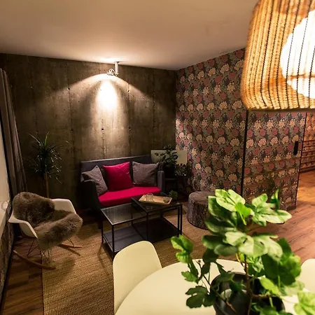 Again Nygata 16 Apartmán *